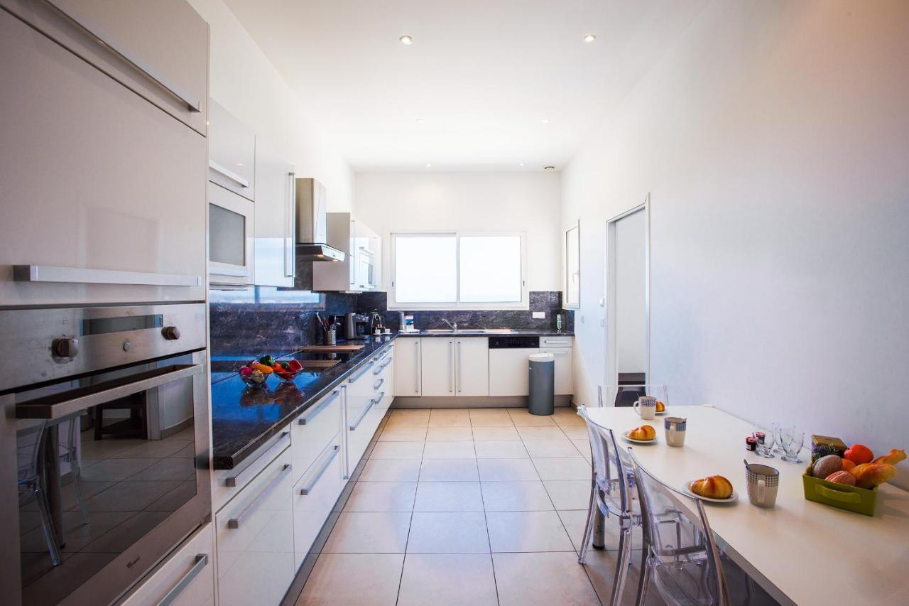 Vinaigrier Hills Vi3086 By Riviera Holiday Homes Nice Bagian luar foto