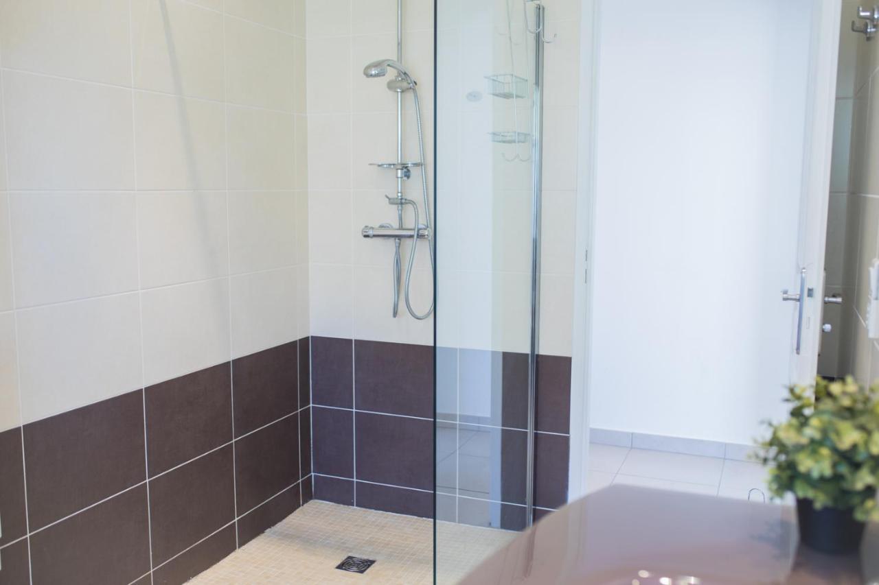 Vinaigrier Hills Vi3086 By Riviera Holiday Homes Nice Bagian luar foto