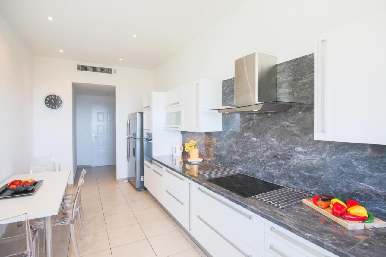 Vinaigrier Hills Vi3086 By Riviera Holiday Homes Nice Bagian luar foto