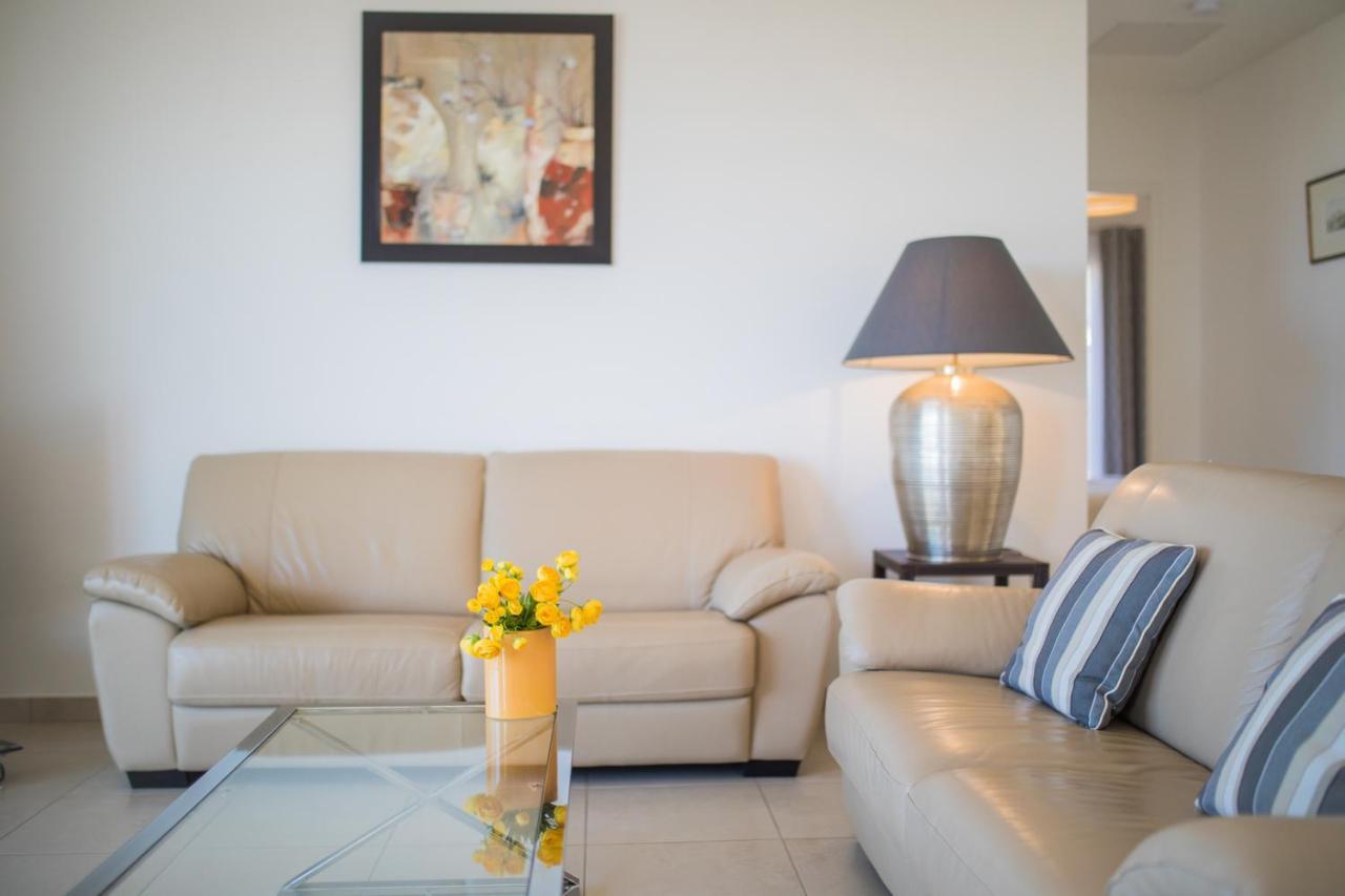 Vinaigrier Hills Vi3086 By Riviera Holiday Homes Nice Bagian luar foto